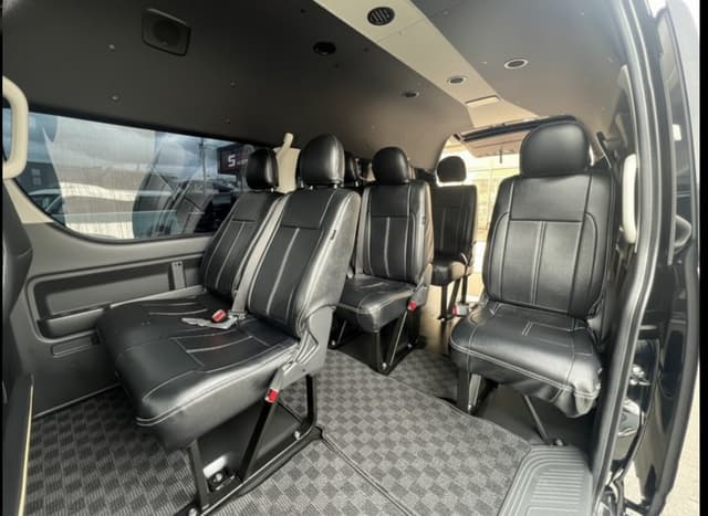 Toyota Hiace Grand Cabin - View 4